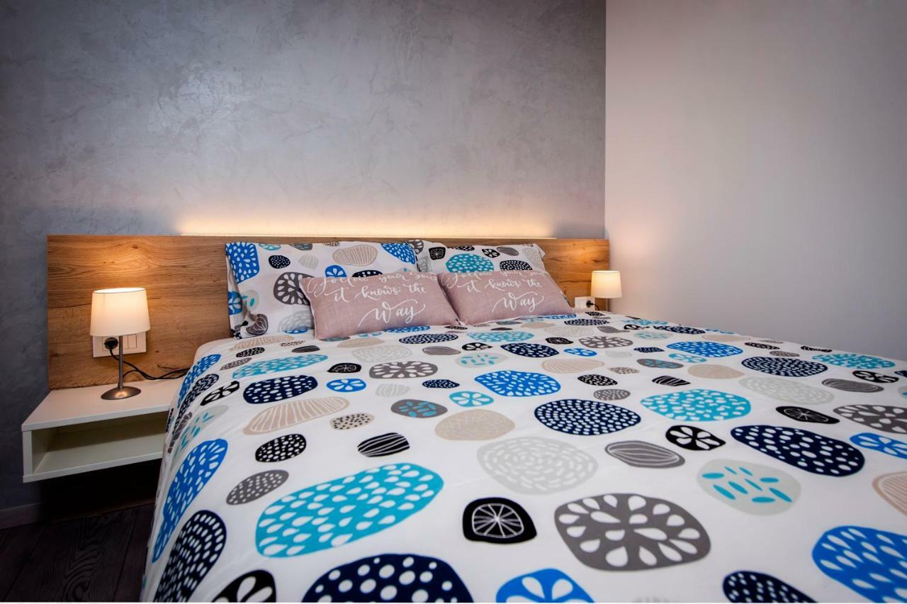 Studio Apartment Kris Rovinj Exteriör bild